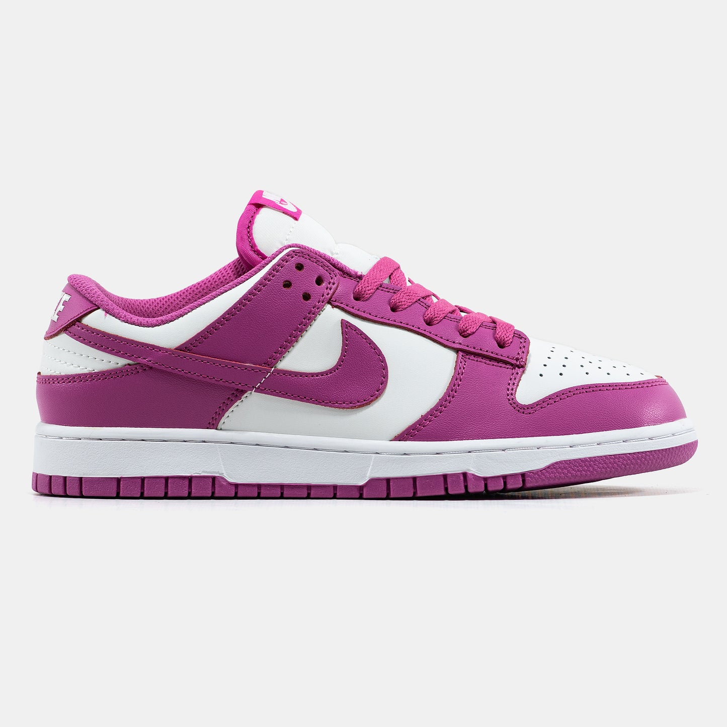 Nike SB Dunk Low