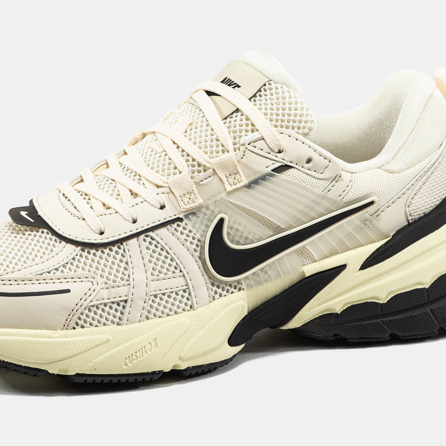 Nike V2K Run