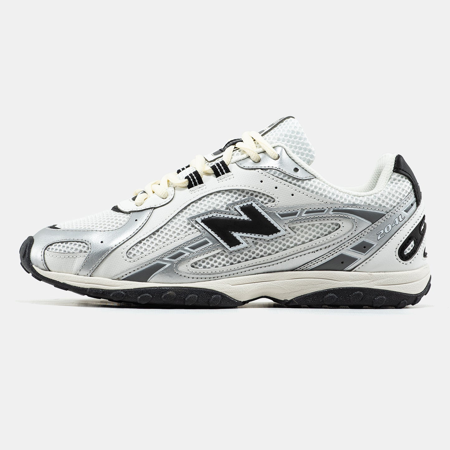 New Balance 204 L
