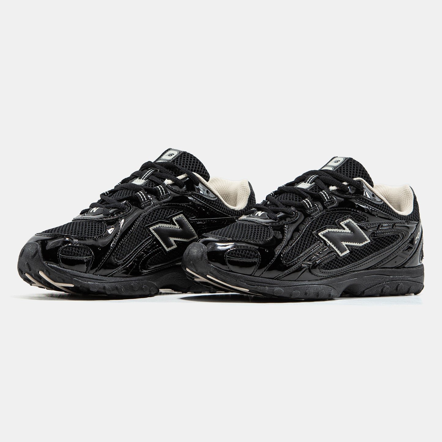 New Balance 204 L