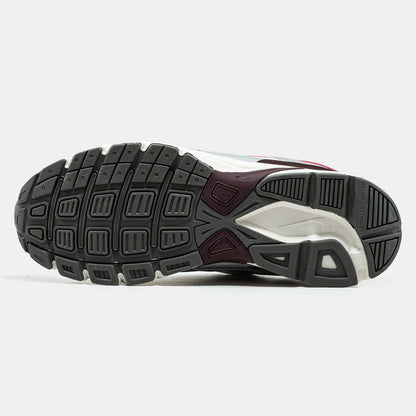 Nike Initiator
