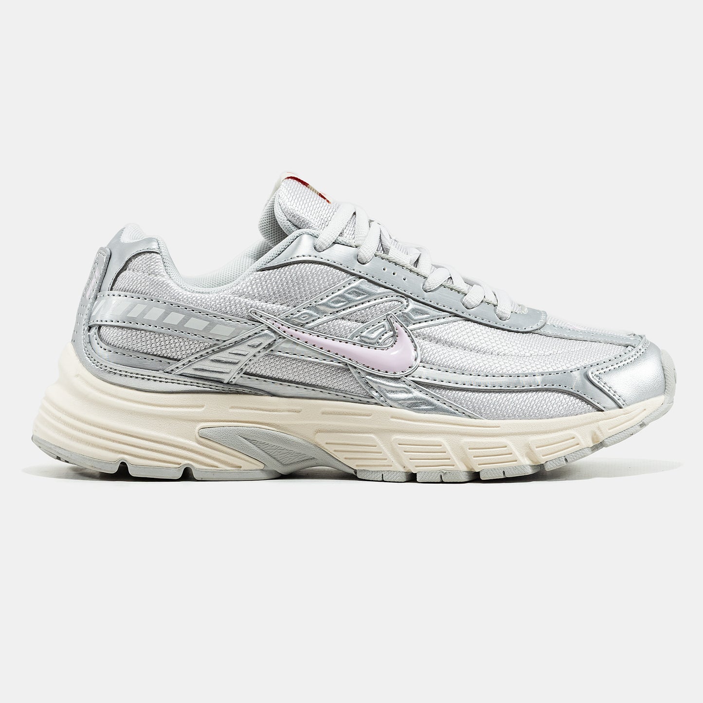 Nike Initiator
