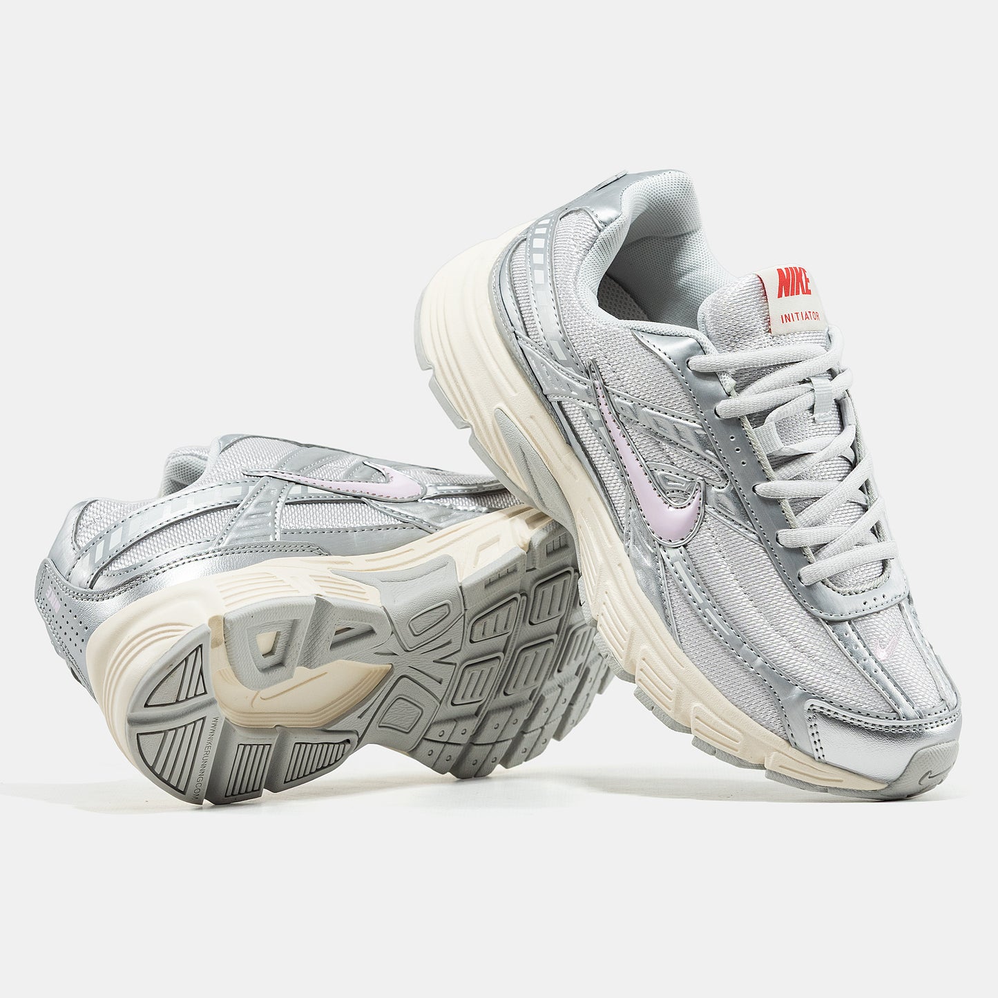 Nike Initiator