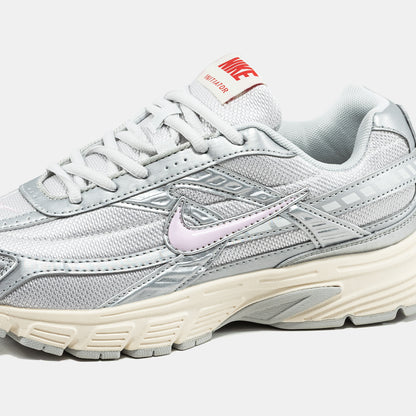 Nike Initiator