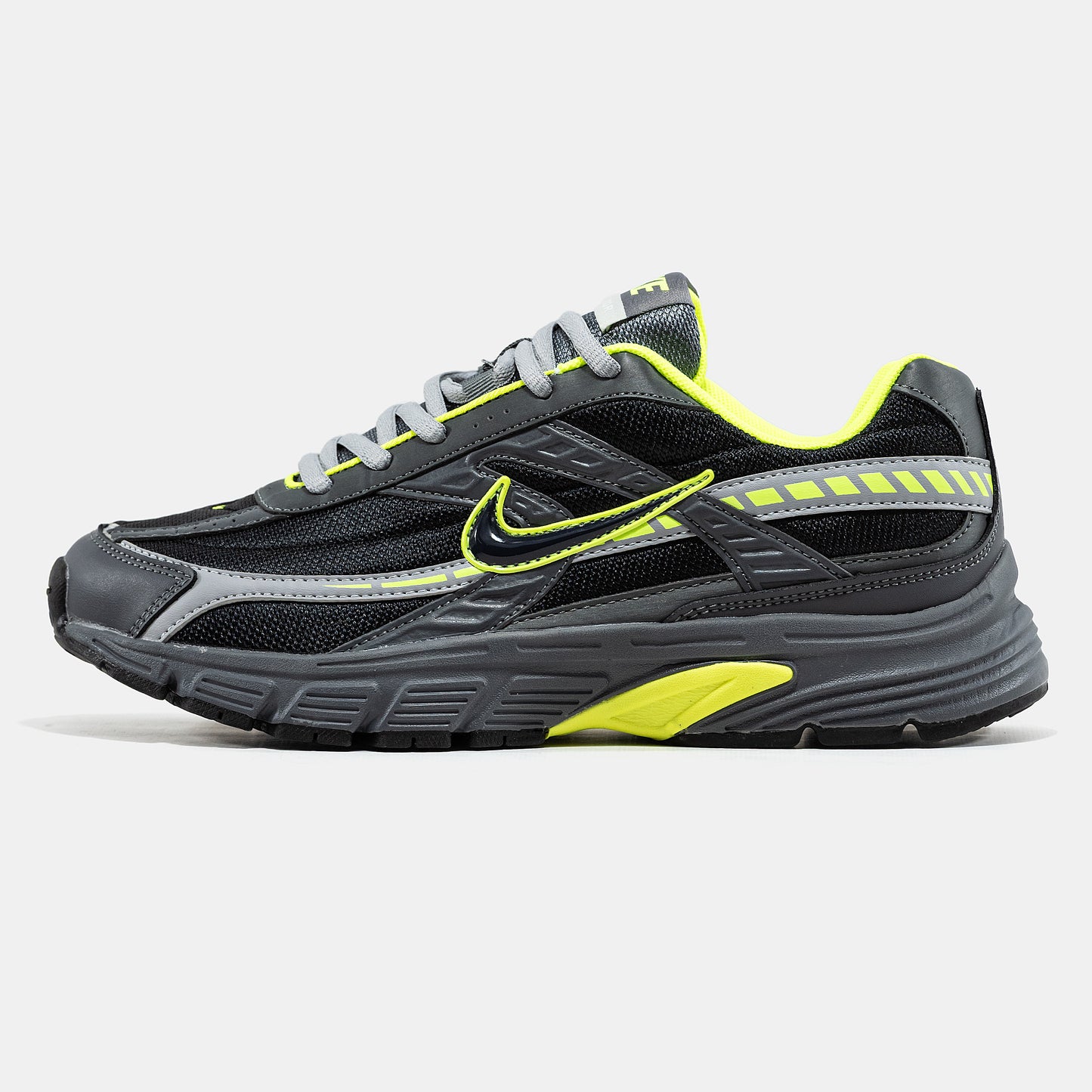 Nike Initiator