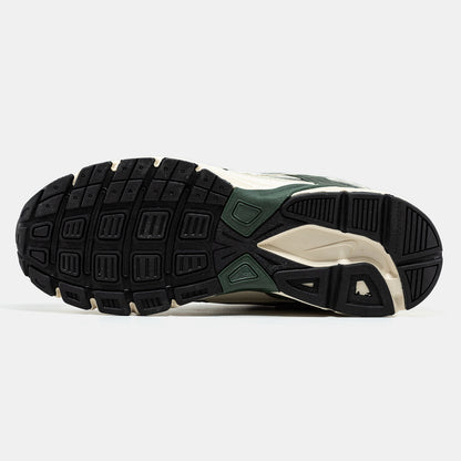 Nike Initiator
