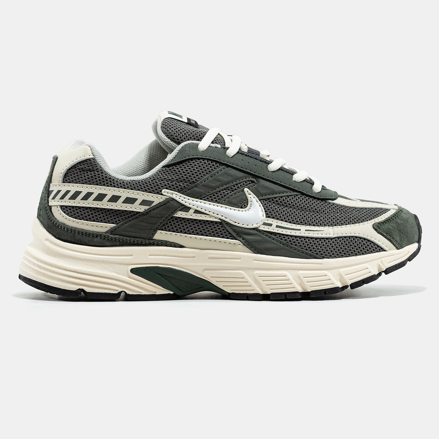 Nike Initiator