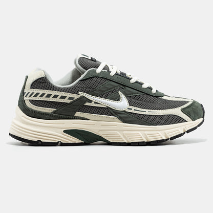 Nike Initiator