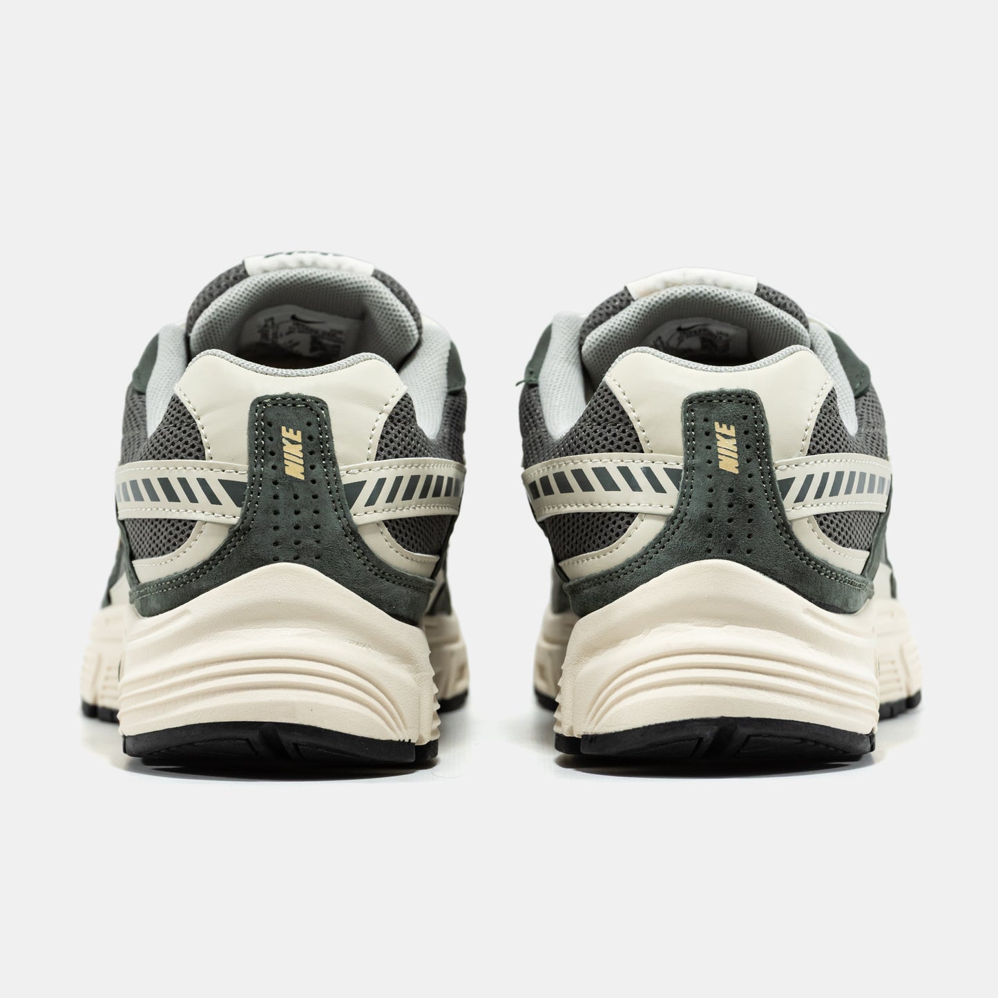 Nike Initiator