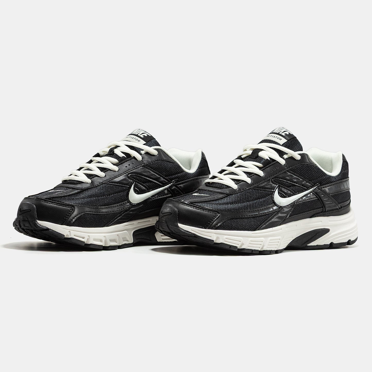 Nike Initiator