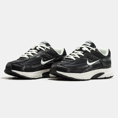 Nike Initiator