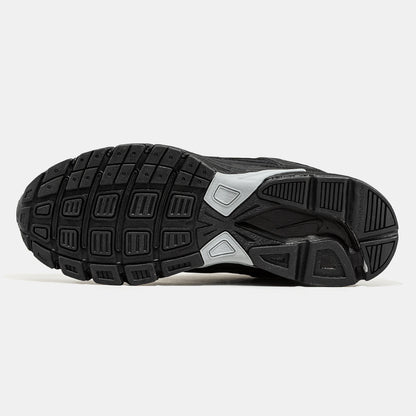 Nike Initiator