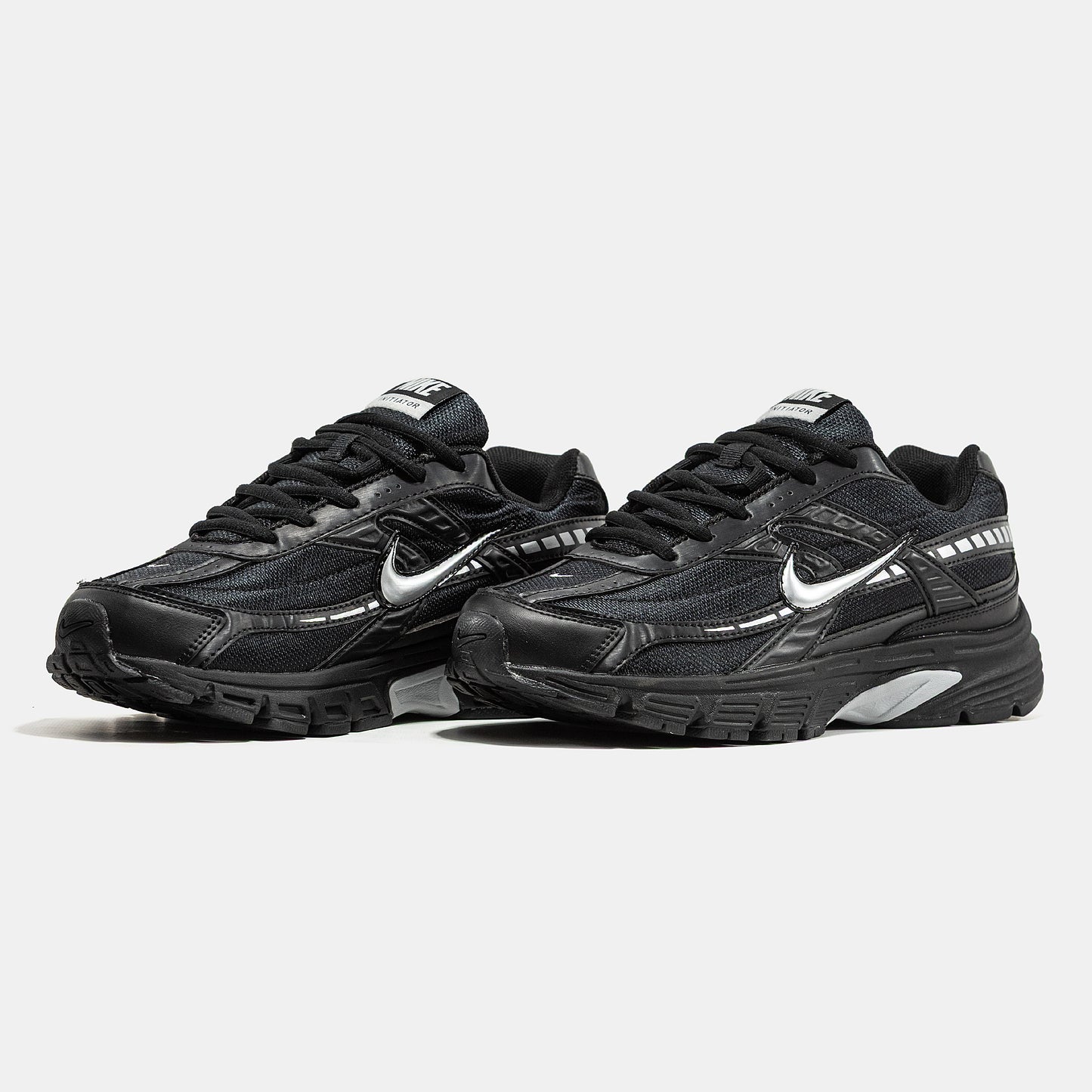 Nike Initiator