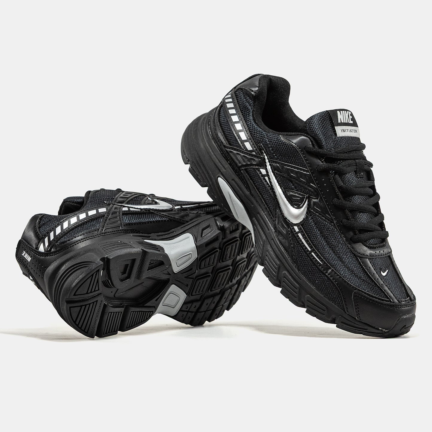 Nike Initiator