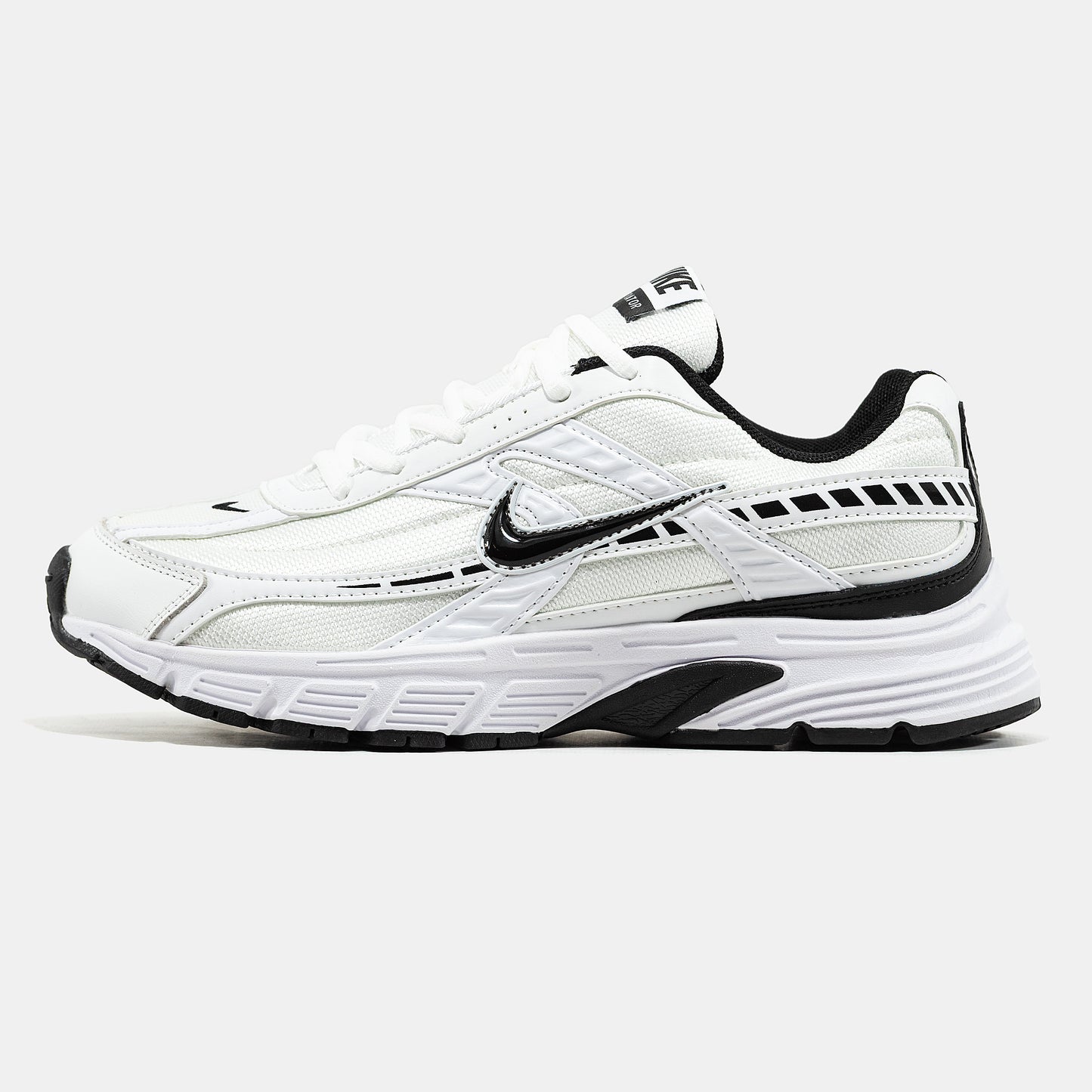 Nike Initiator