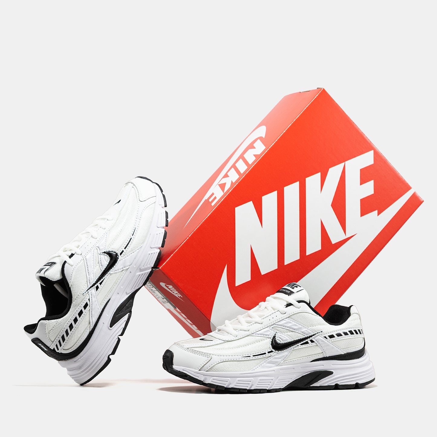 Nike Initiator