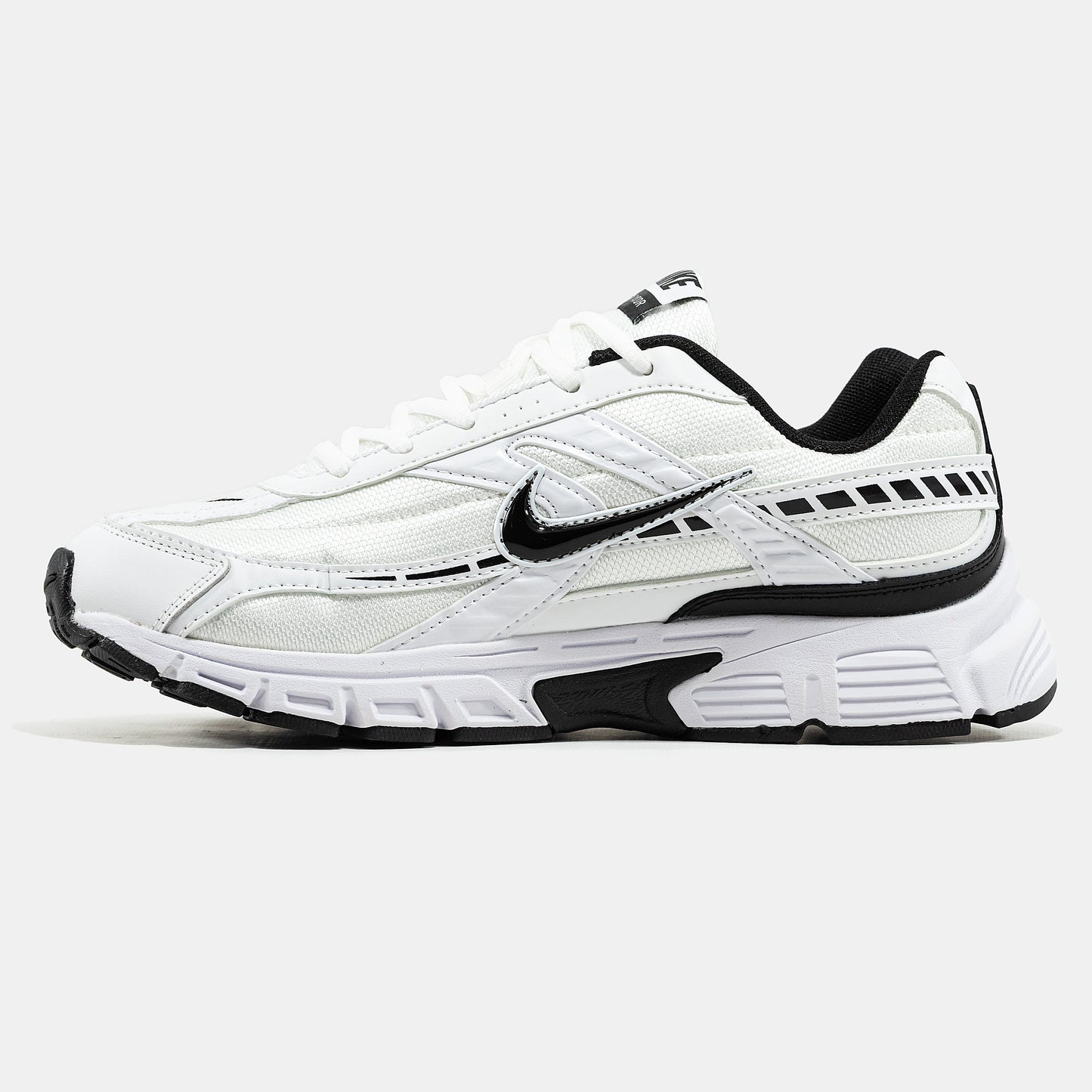 Nike Initiator