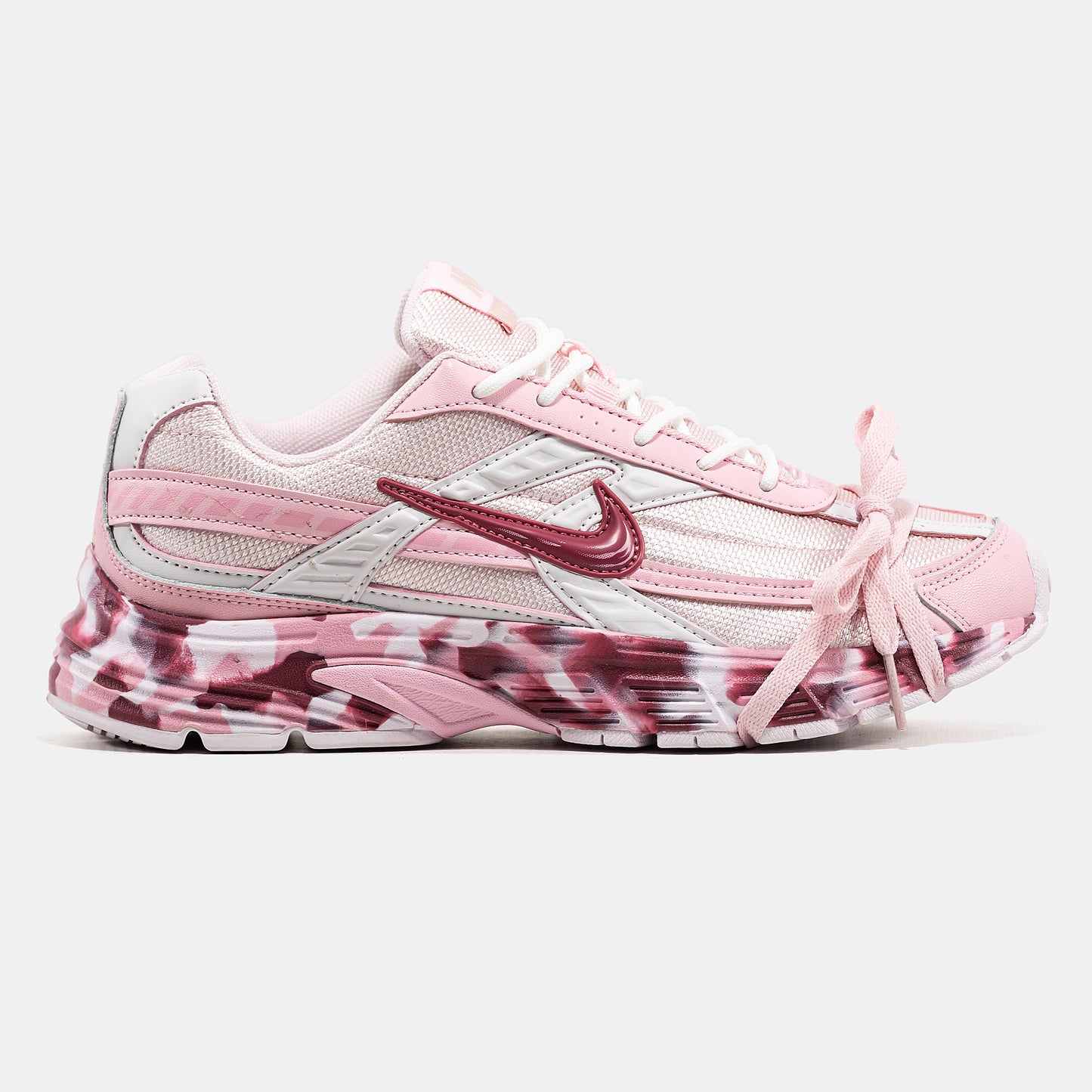 Nike Initiator