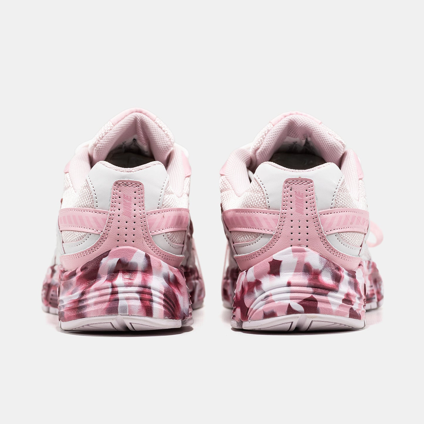 Nike Initiator