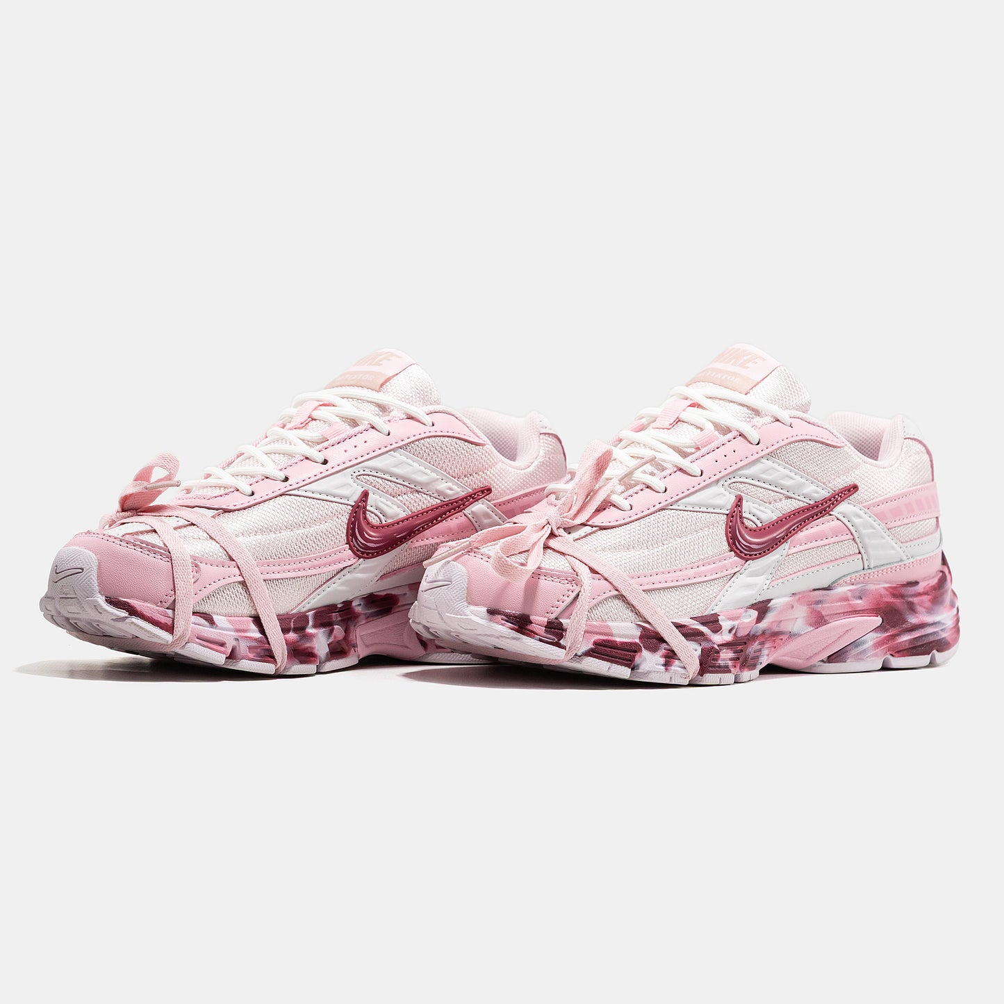 Nike Initiator