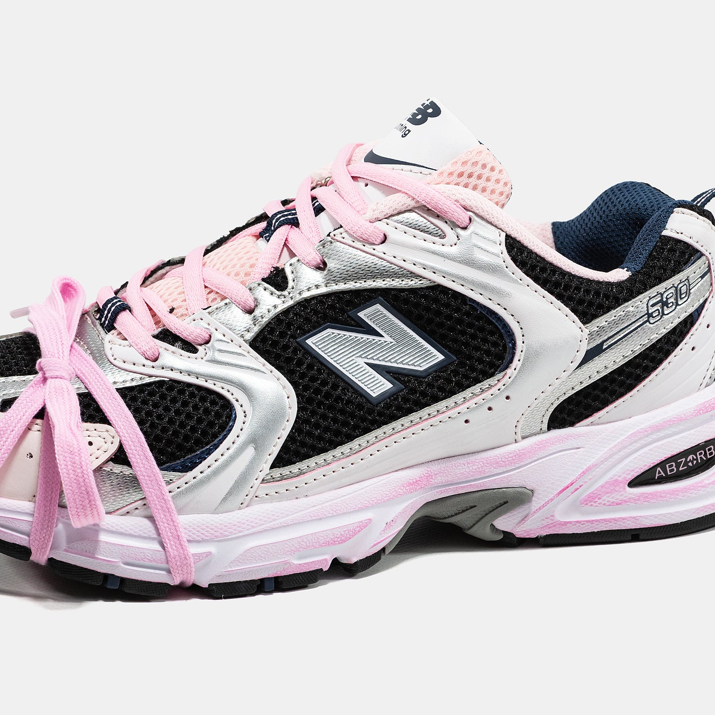 New Balance 530