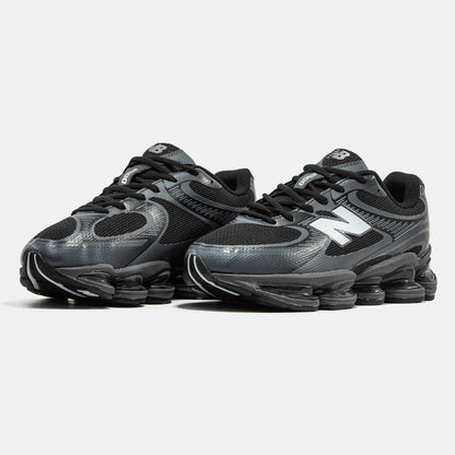 New Balance 2000