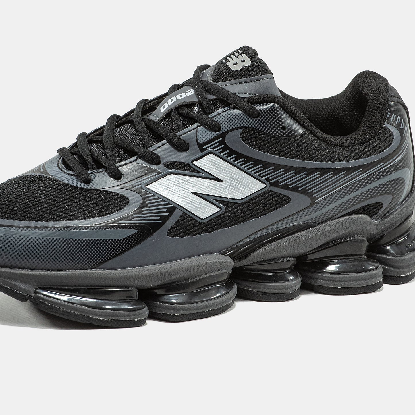 New Balance 2000
