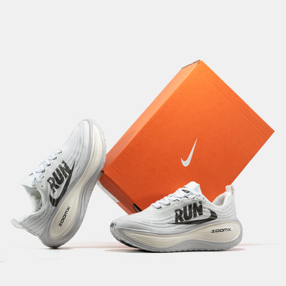 Nike Air Zoom Vomero Plus