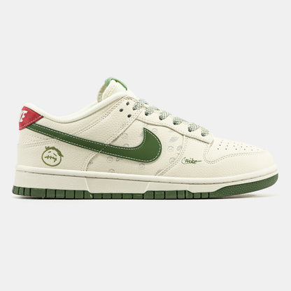 Nike SB Dunk Low