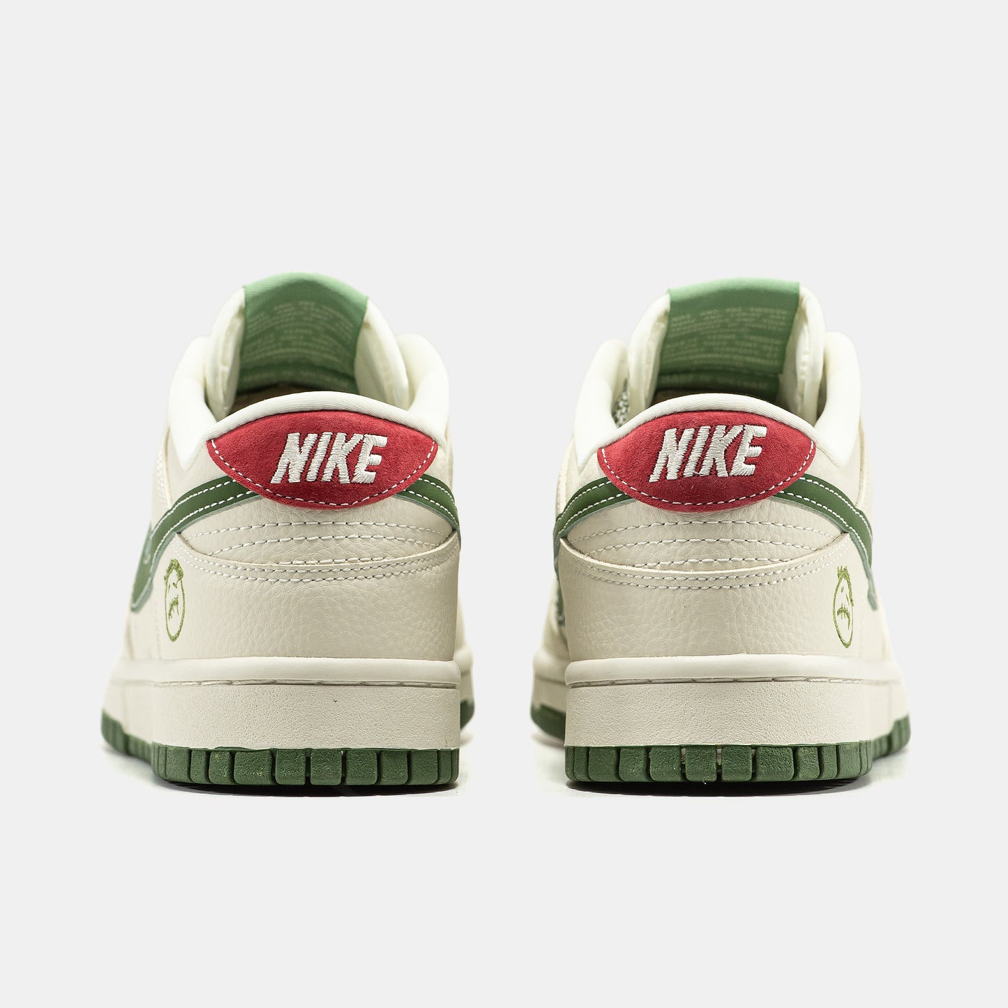 Nike SB Dunk Low