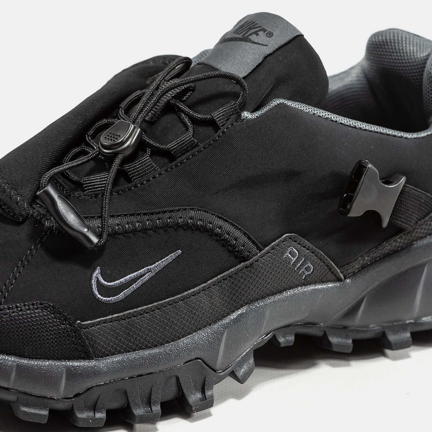 Nike ACG Air Phassad