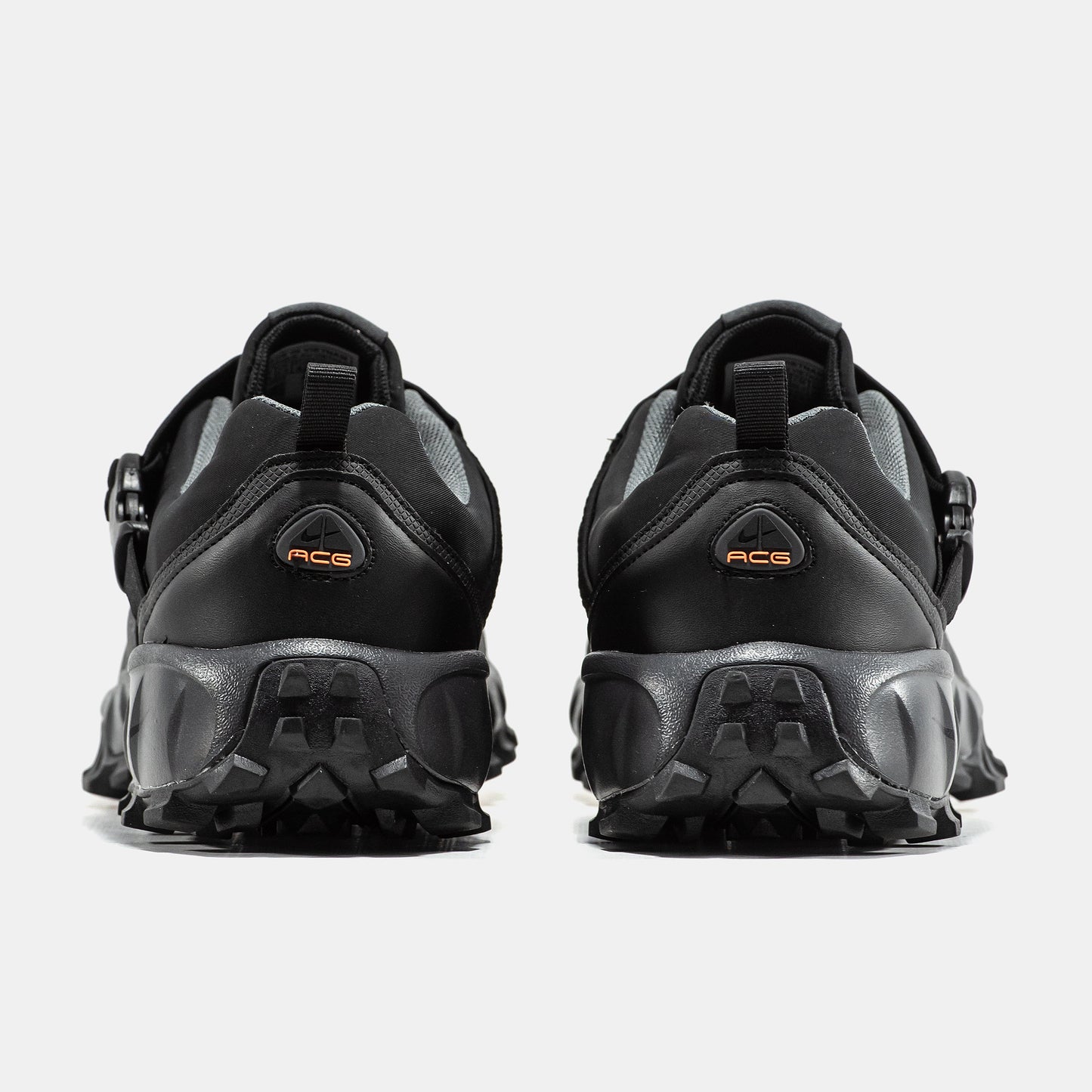 Nike ACG Air Phassad