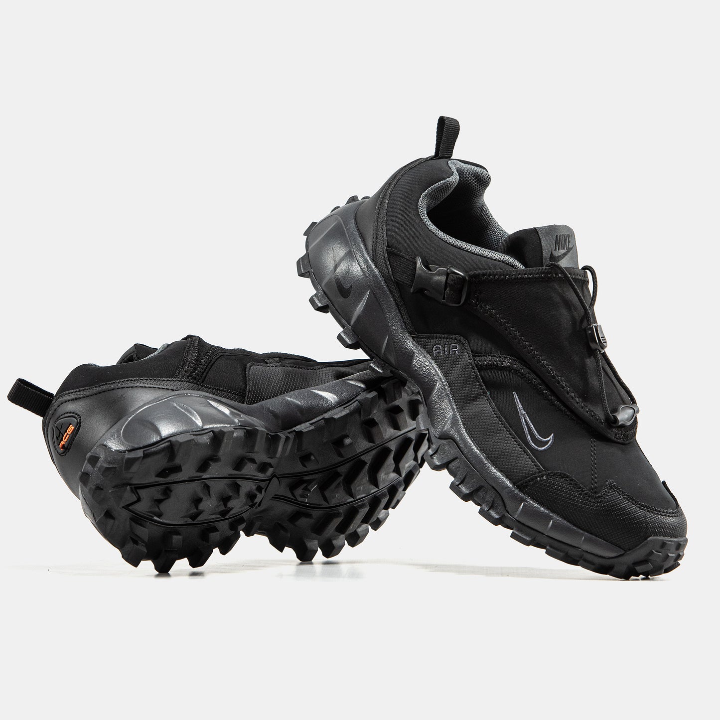 Nike ACG Air Phassad