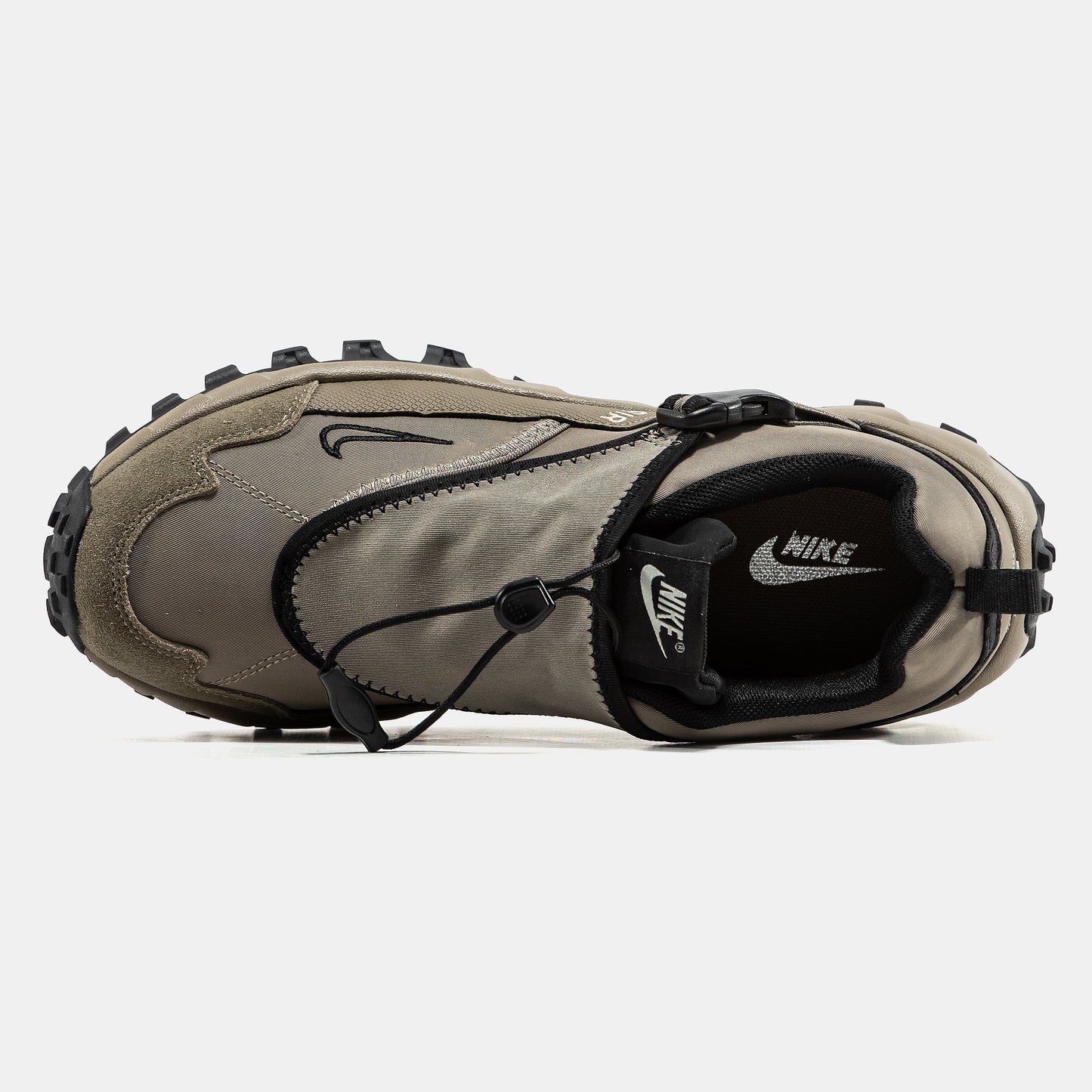 Nike ACG Air Phassad