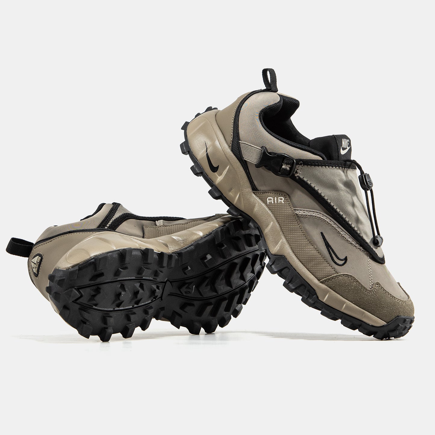 Nike ACG Air Phassad