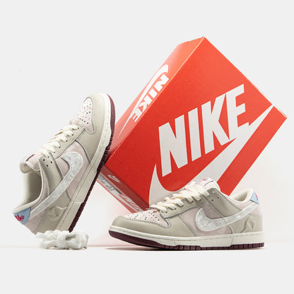 Nike SB Dunk Low “Valentine’s Day”