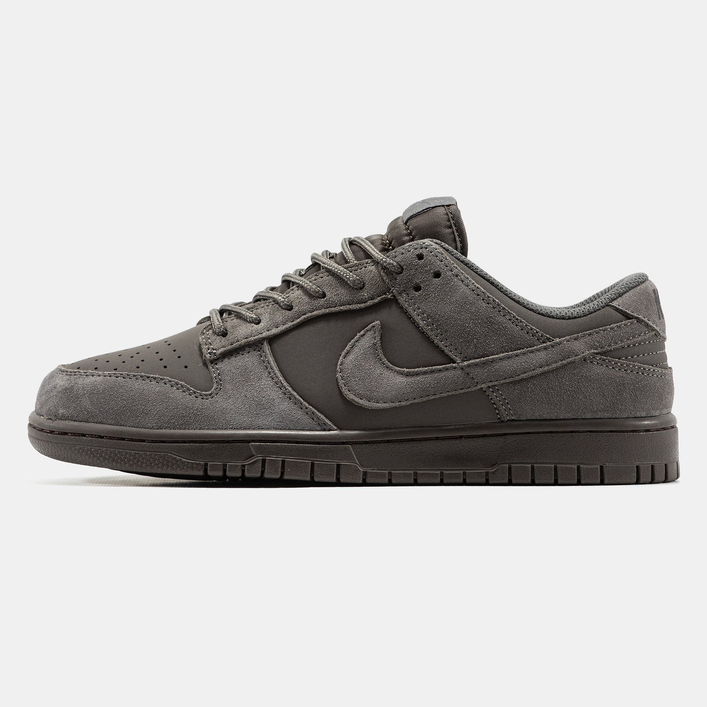 Nike SB Dunk Low