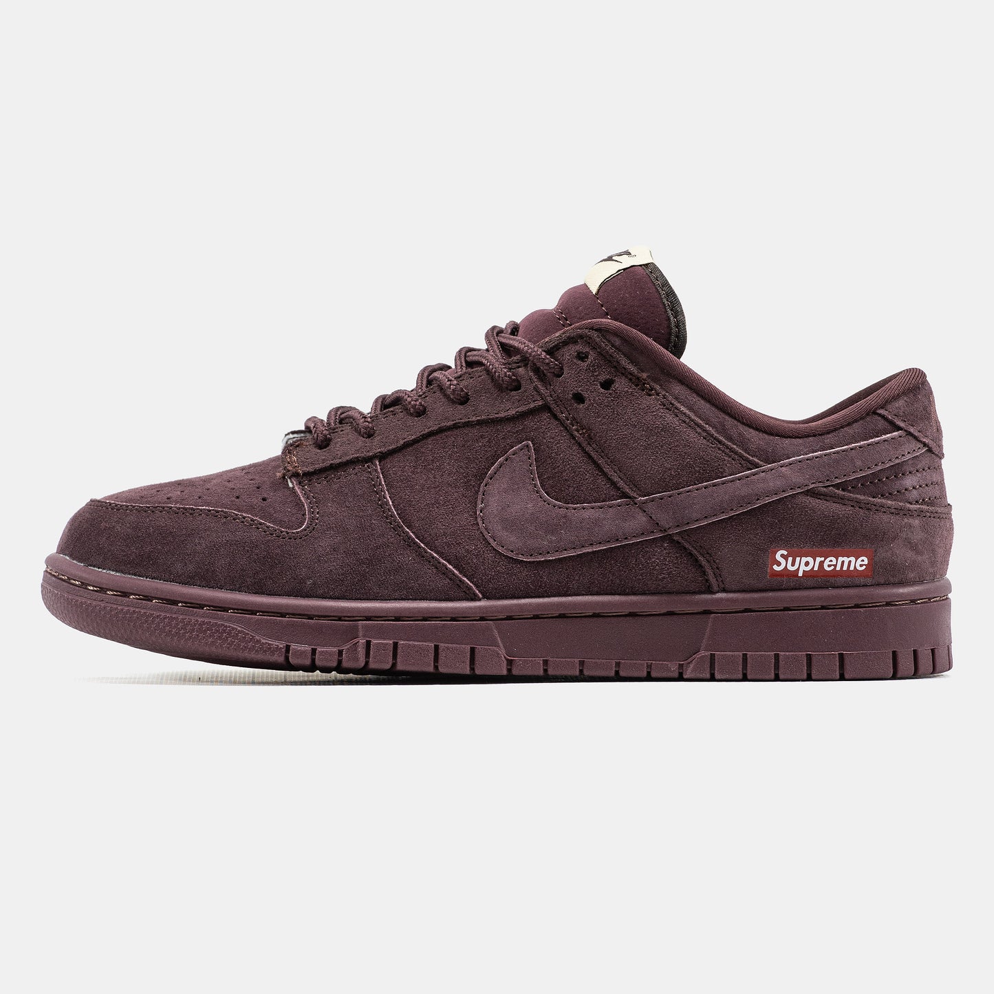 Nike SB Dunk Low x Supreme