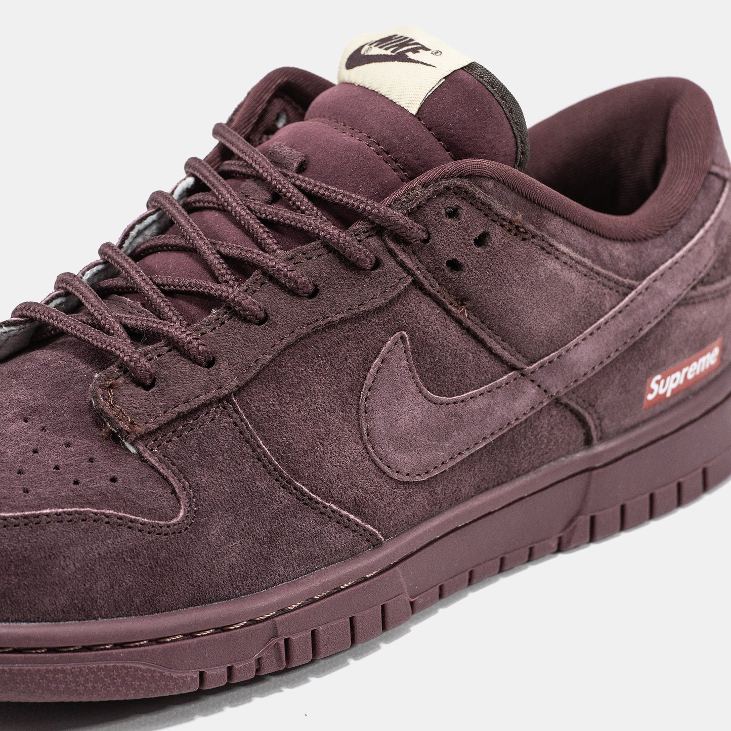 Nike SB Dunk Low x Supreme