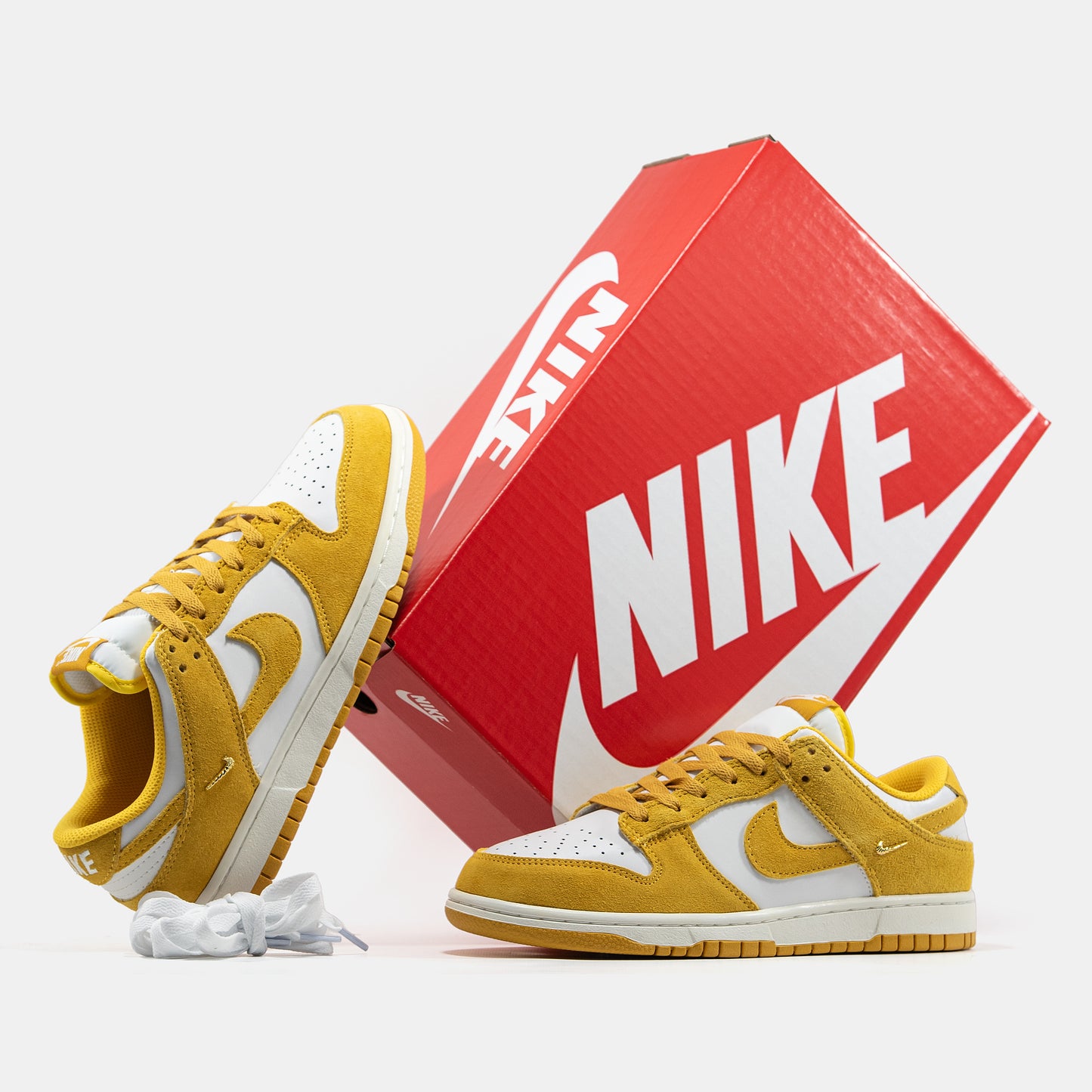 Nike SB Dunk Low