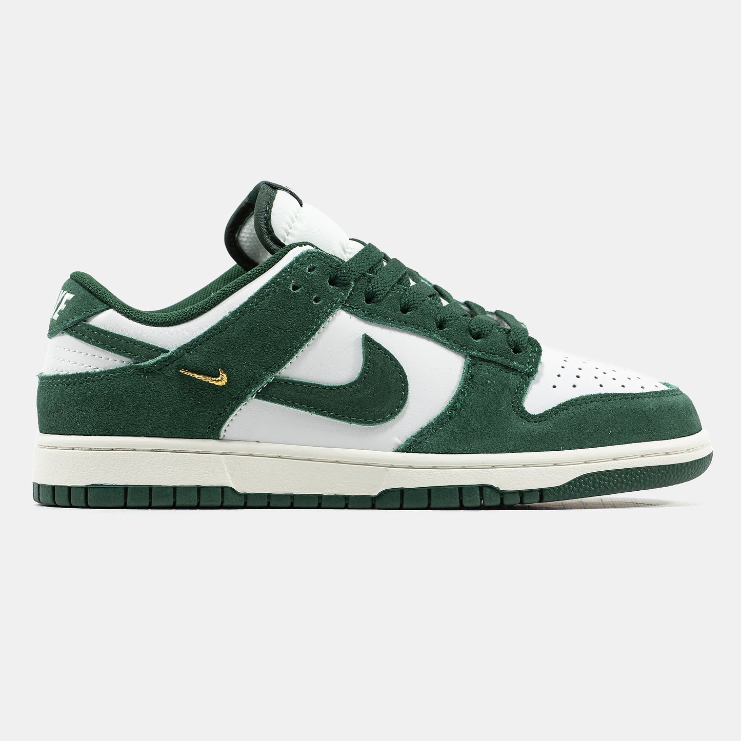 Nike SB Dunk Low