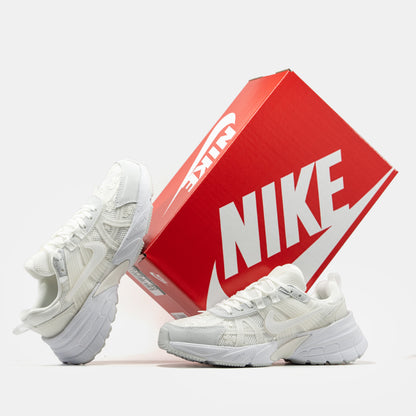 Nike Ava Rover