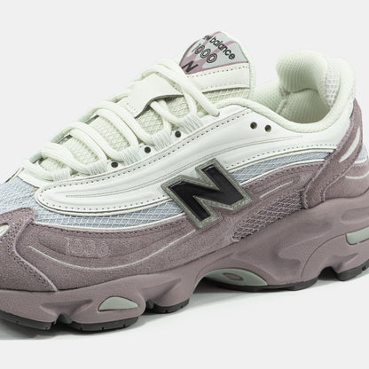 New Balance 1000