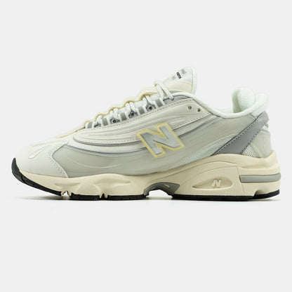 New Balance 1000