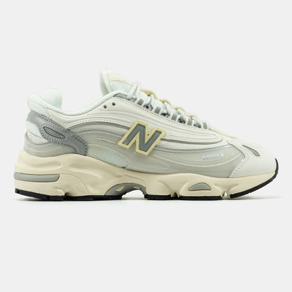 New Balance 1000