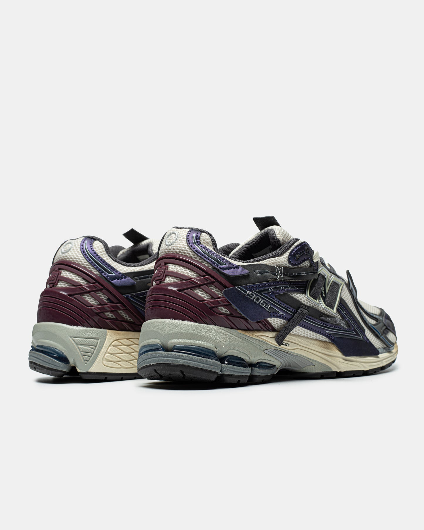 New Balance 1906