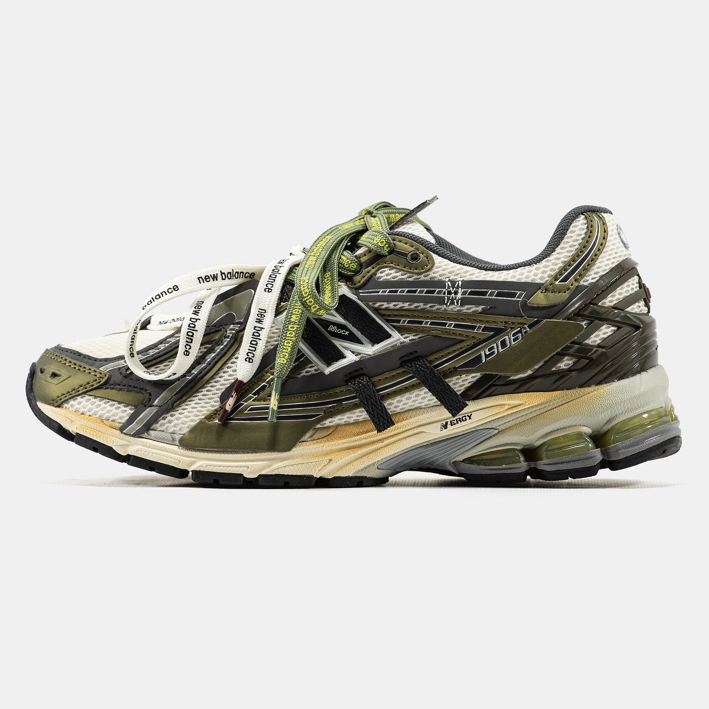 New Balance 1906A