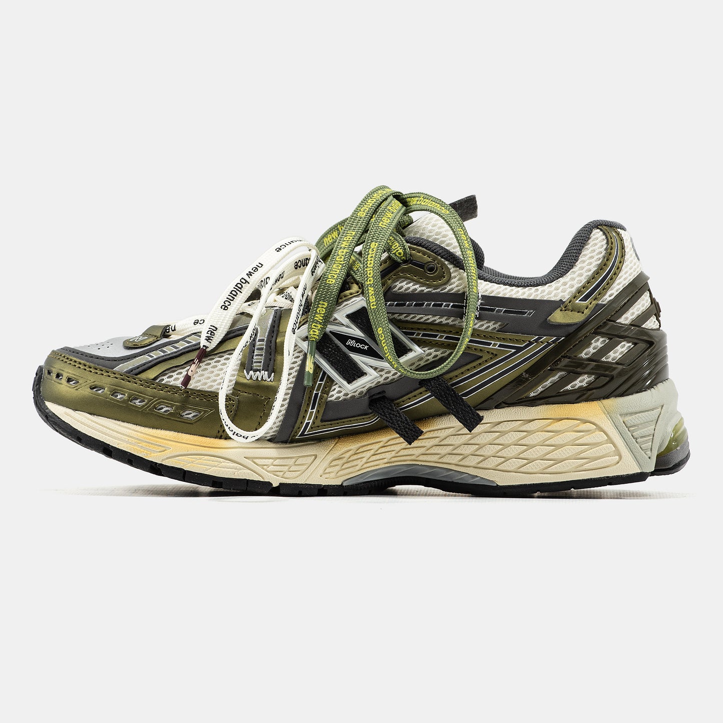 New Balance 1906A