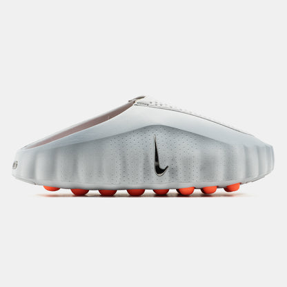 Nike Mind 001