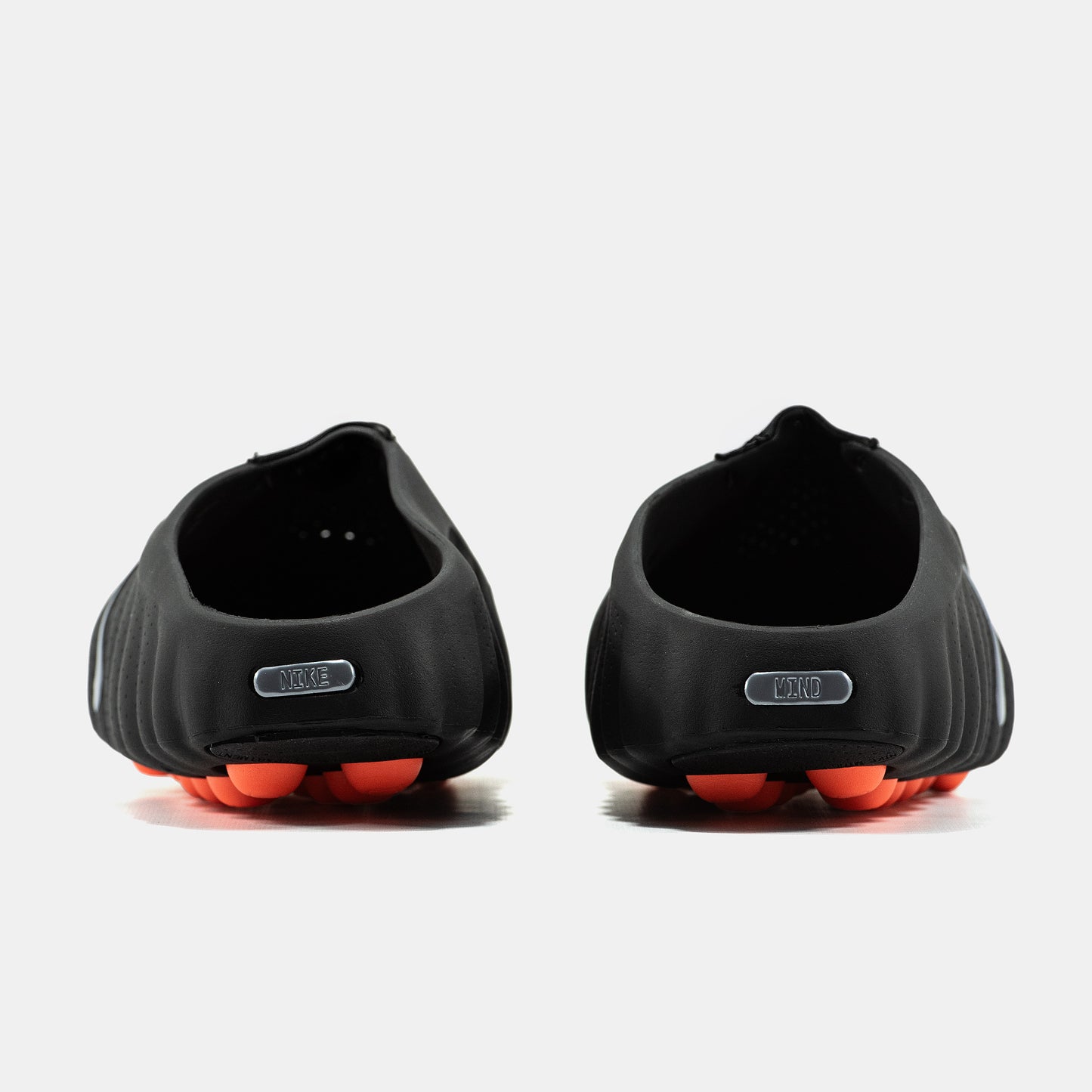 Nike Mind 001